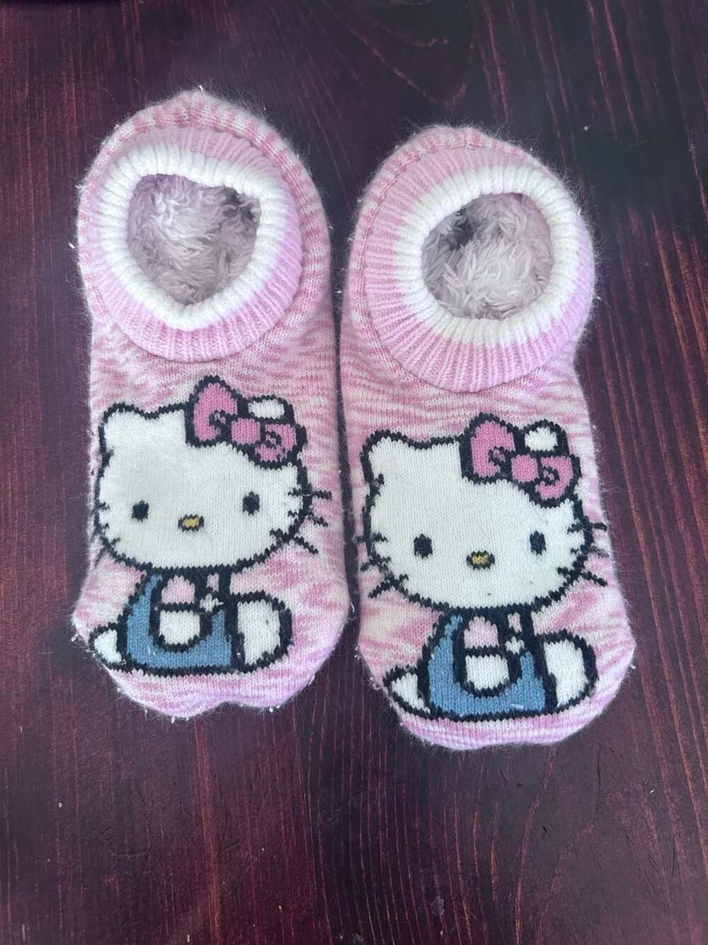 Sanrio Hello Kitty Pink Fuzzy Slipper Socks